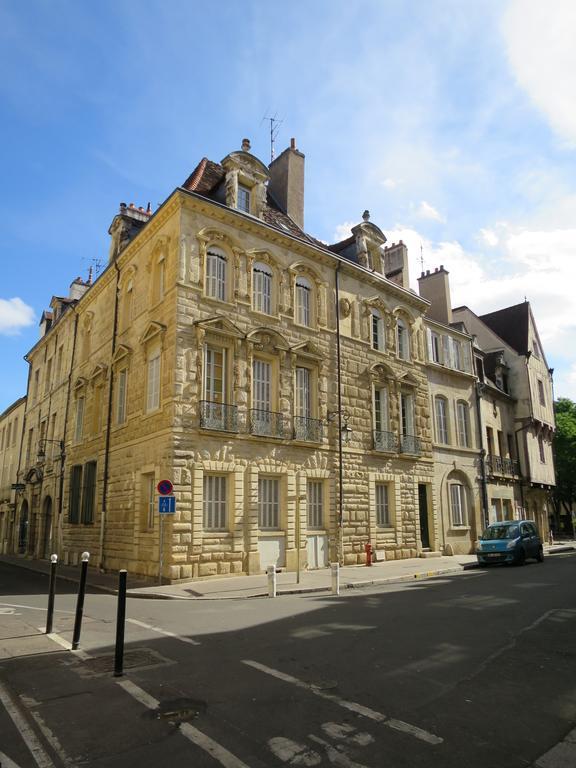 Benigne Malyon Lägenhet Dijon Exteriör bild